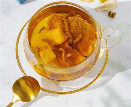 冬蟲夏草營養(yǎng)酒的制作方法 冬蟲夏草怎么泡酒？