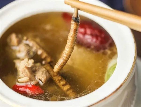 冬蟲(chóng)夏草怎么補(bǔ)腎壯陽(yáng)？冬蟲(chóng)夏草補(bǔ)腎壯陽(yáng)的方法